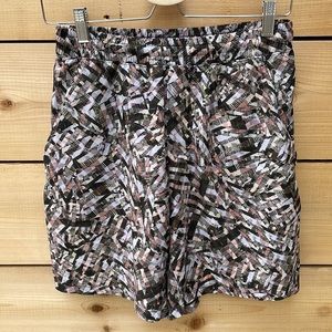 Lululemon Pacebreaker Shorts Linerless 7”
